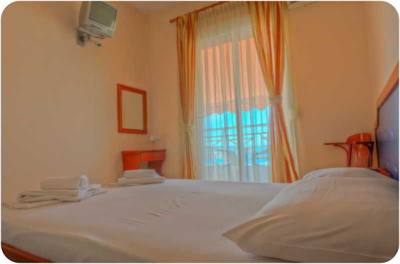 Molos Hotel يميناريا المظهر الخارجي الصورة