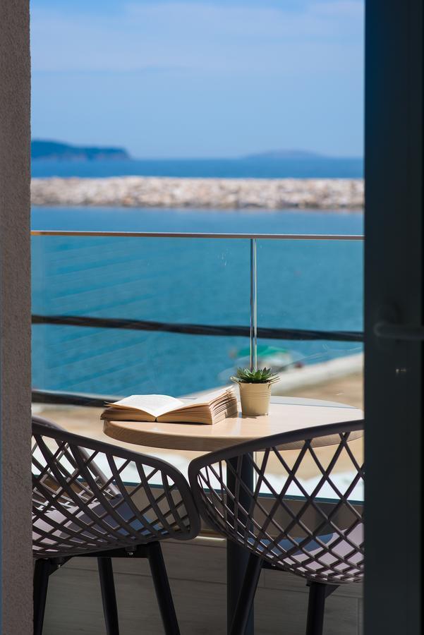 Molos Hotel يميناريا المظهر الخارجي الصورة