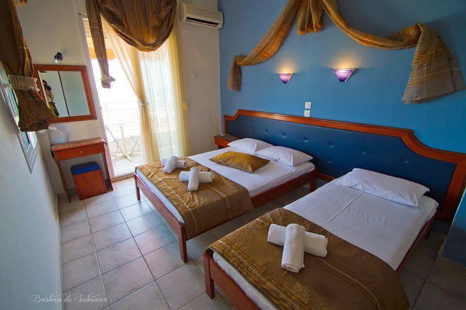 Molos Hotel يميناريا المظهر الخارجي الصورة