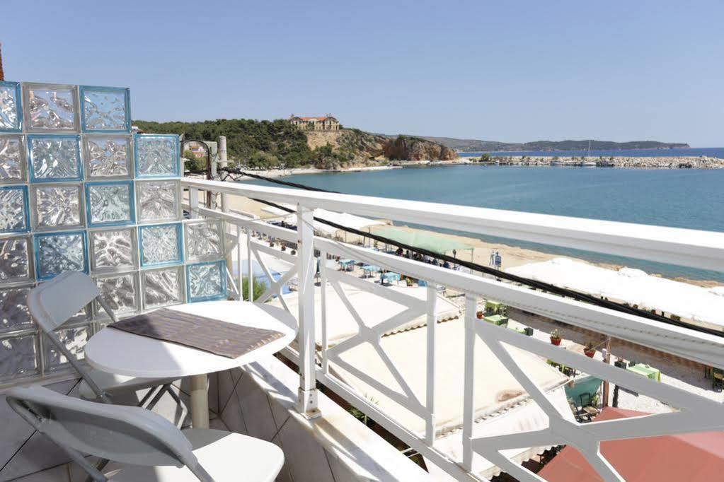 Molos Hotel يميناريا المظهر الخارجي الصورة