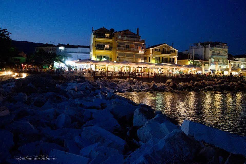 Molos Hotel يميناريا المظهر الخارجي الصورة